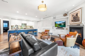 Large 3 BR - Sleep 8, Gourmet Kitchen, Beautiful Master, Large Balcony, Amazing Views!